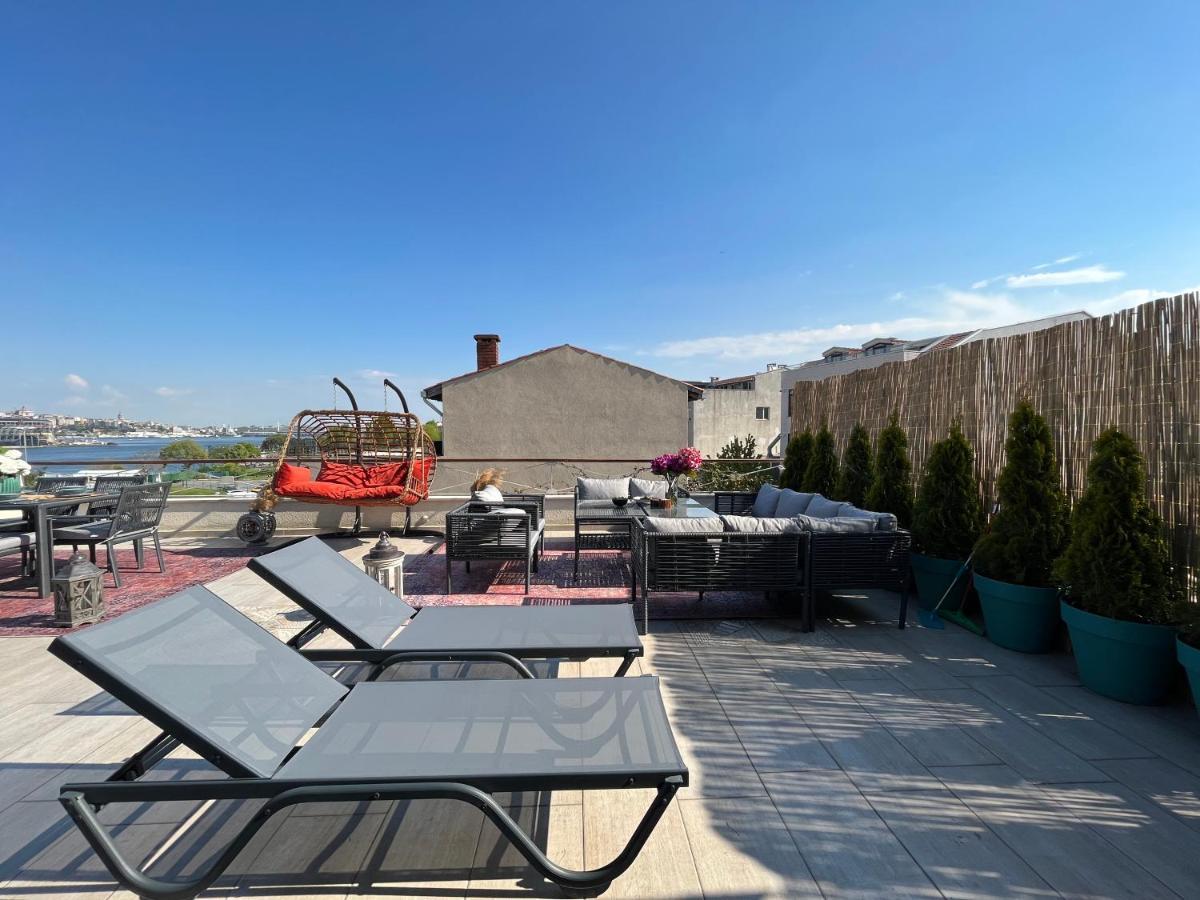 Waterfront Apartment By The Tram - Terrace With Dome & Golden Horn View In Fatih اسطنبول المظهر الخارجي الصورة