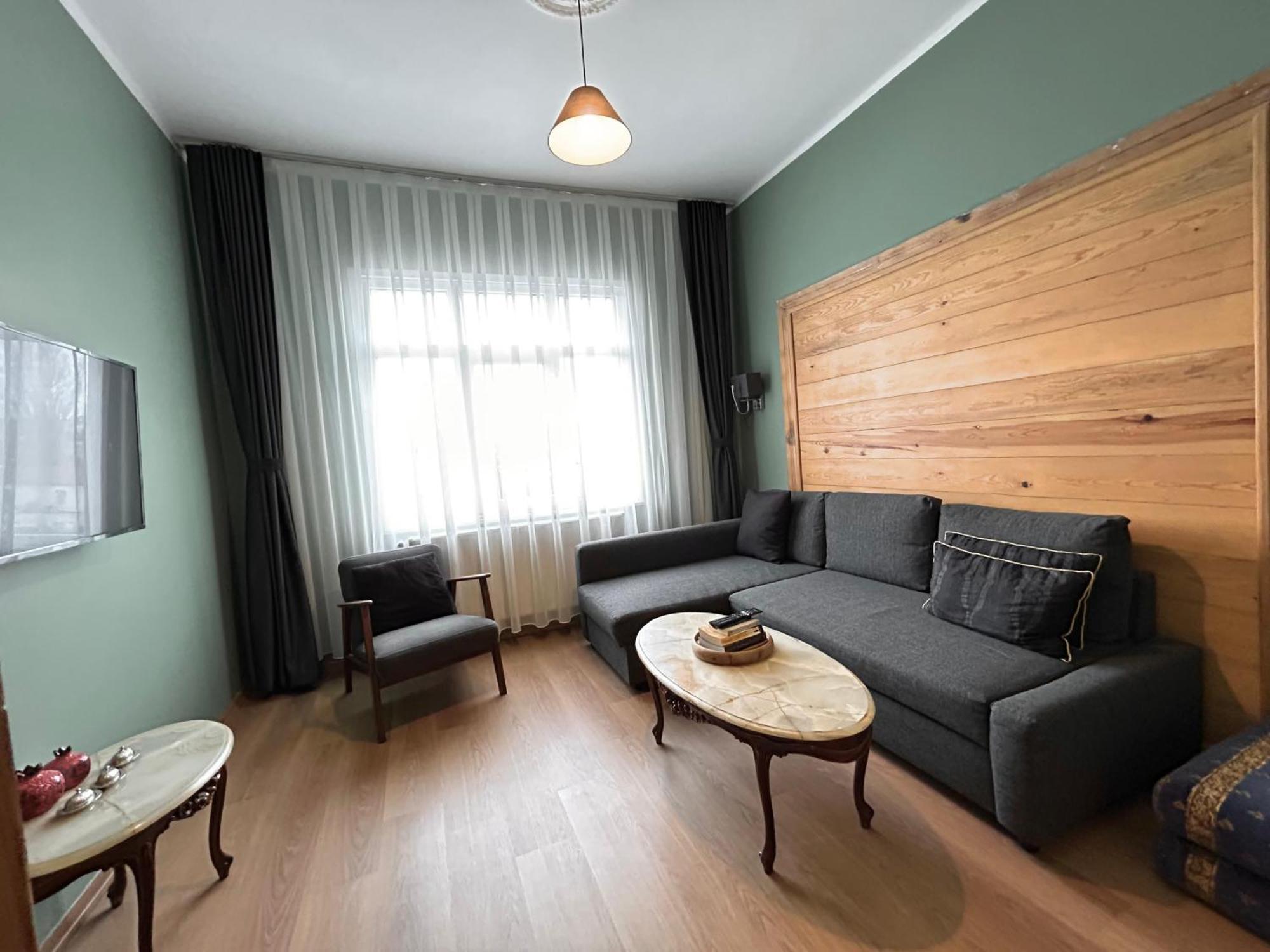 Waterfront Apartment By The Tram - Terrace With Dome & Golden Horn View In Fatih اسطنبول المظهر الخارجي الصورة