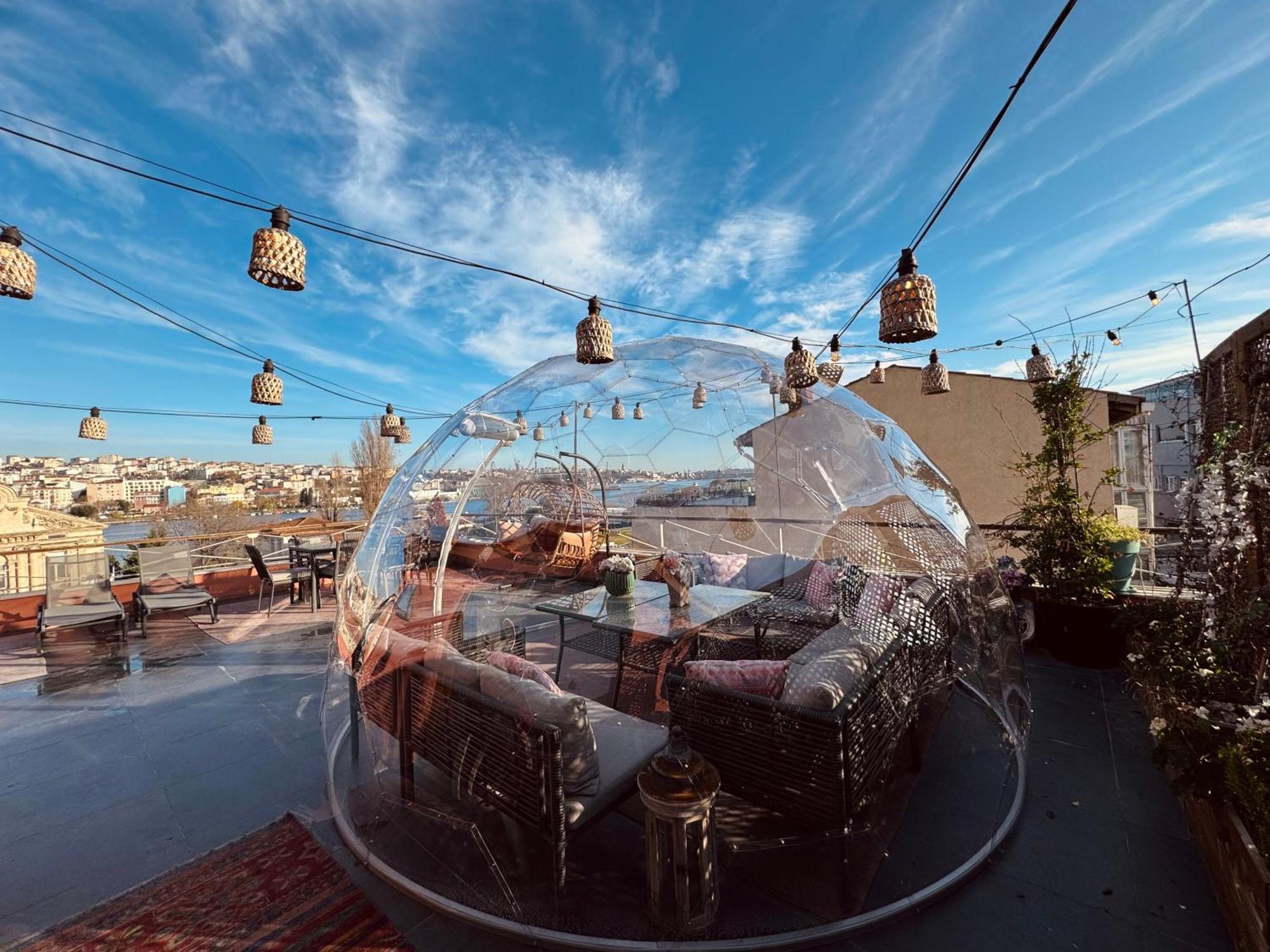 Waterfront Apartment By The Tram - Terrace With Dome & Golden Horn View In Fatih اسطنبول المظهر الخارجي الصورة