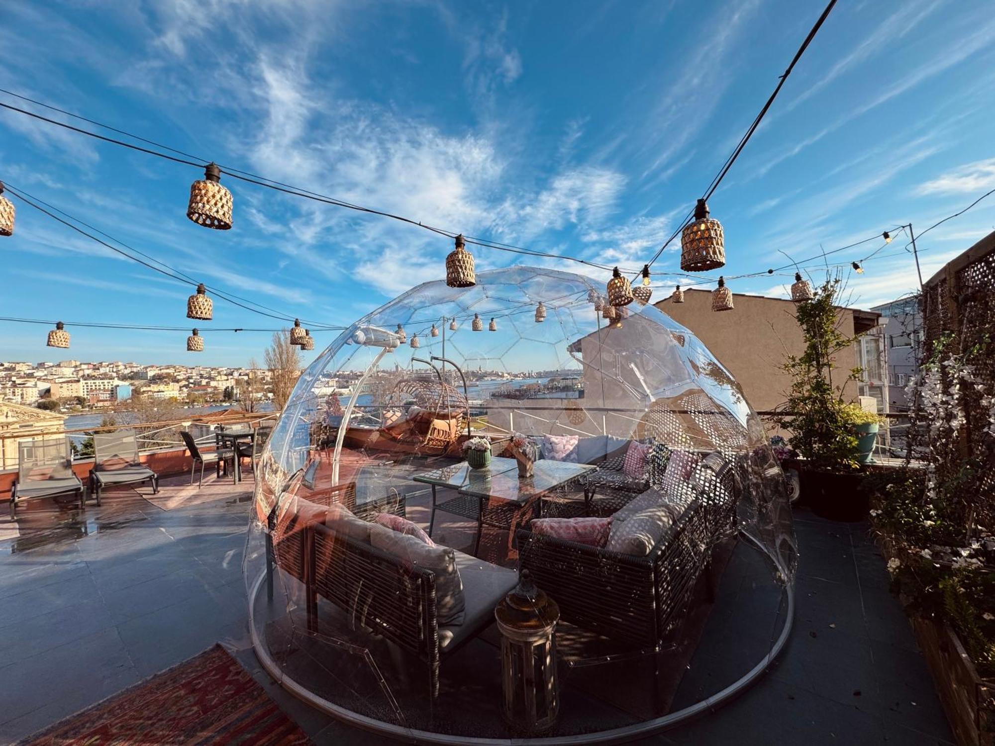 Waterfront Apartment By The Tram - Terrace With Dome & Golden Horn View In Fatih اسطنبول المظهر الخارجي الصورة