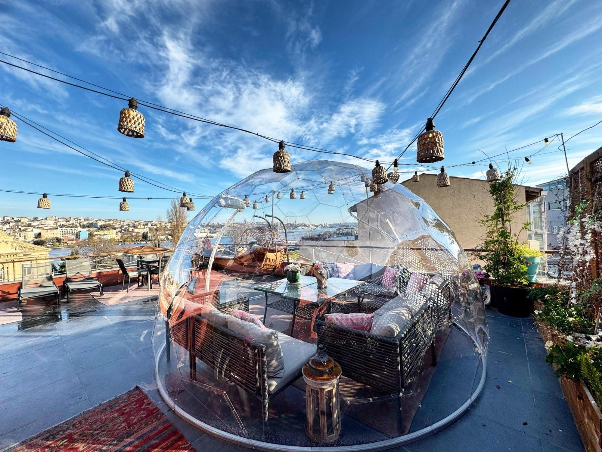 Waterfront Apartment By The Tram - Terrace With Dome & Golden Horn View In Fatih اسطنبول المظهر الخارجي الصورة