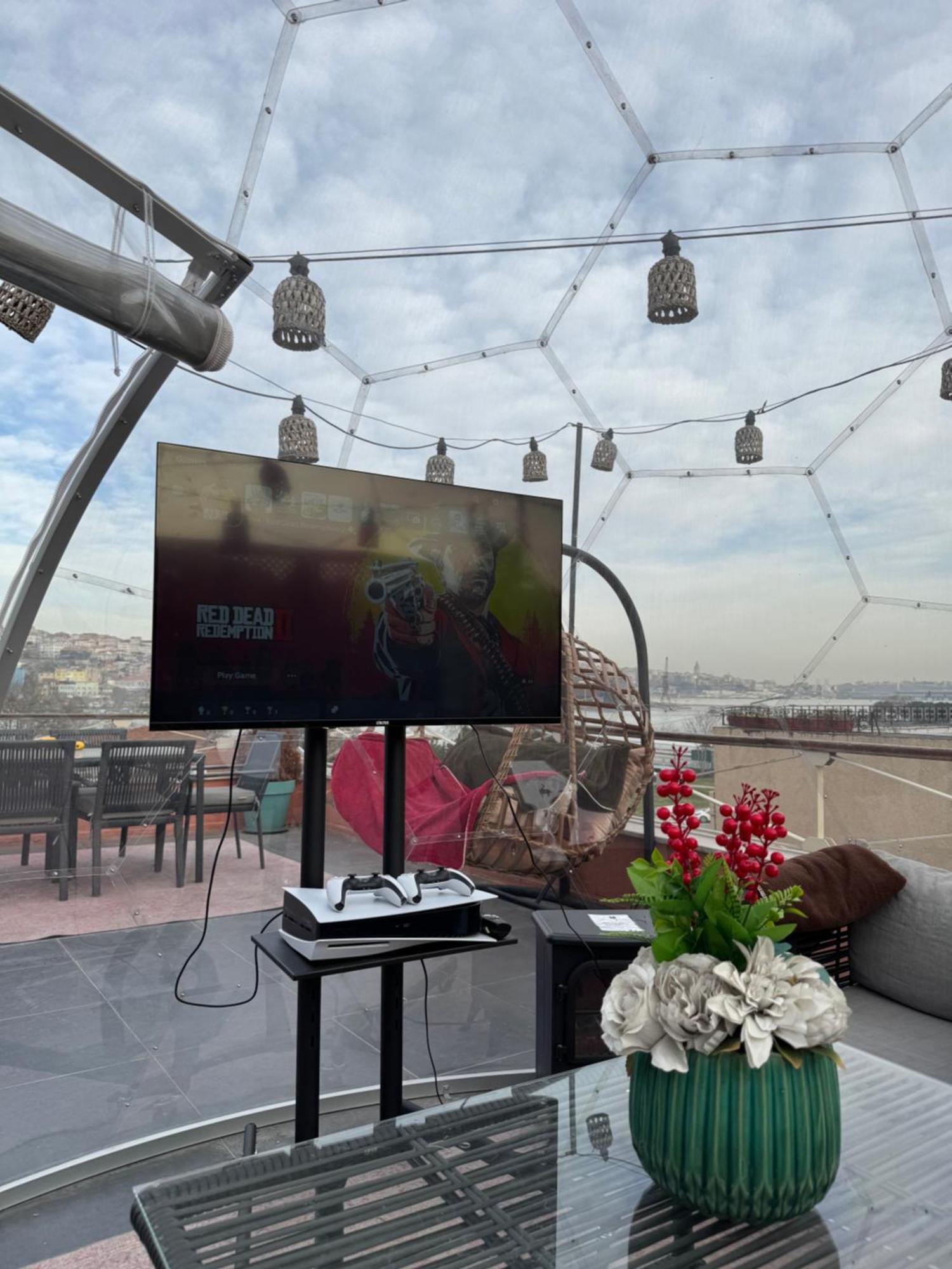 Waterfront Apartment By The Tram - Terrace With Dome & Golden Horn View In Fatih اسطنبول المظهر الخارجي الصورة